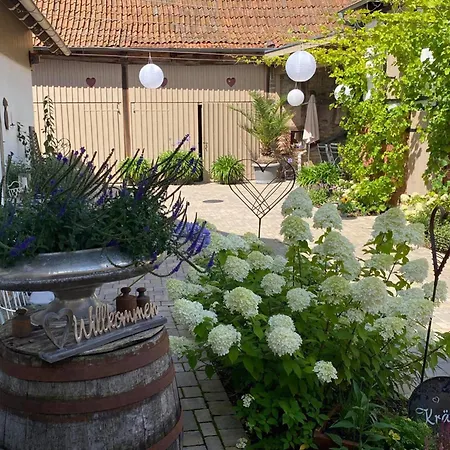 Altes Grabenhoefchen Holiday home Nordheim vor der Rhon